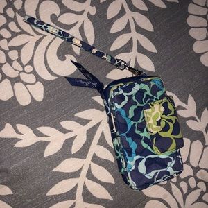 Vera Bradley Wristlet in Katalina Blues